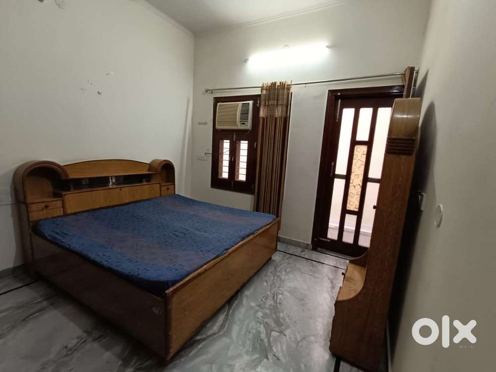 room available for rent