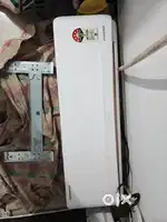 5 star  havells lyod ac selling very less use only 4 months use