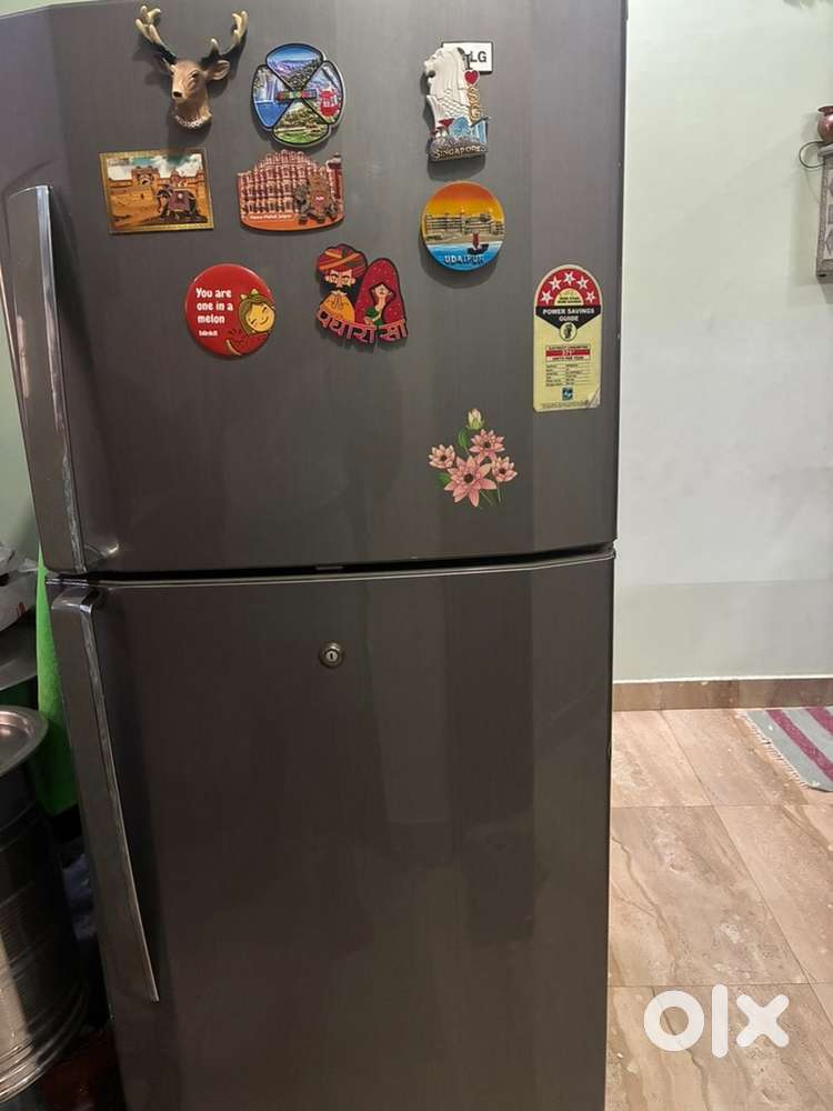 LG Refrigerator, 5 Star rating, 260 liter,  2011 model