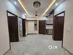 3 BHK Beautiful Semi-Furnished Flat ready to Move With Lift in Society