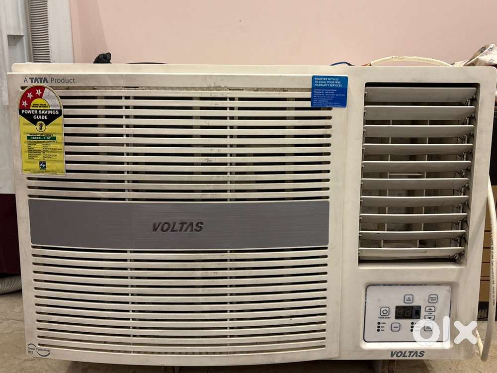 Window ac with stabilizer for sell ( 2 year old)