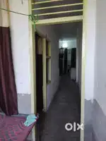 75 gaz ka makan he pora chapa hua he toilet bathroom kichan sab he