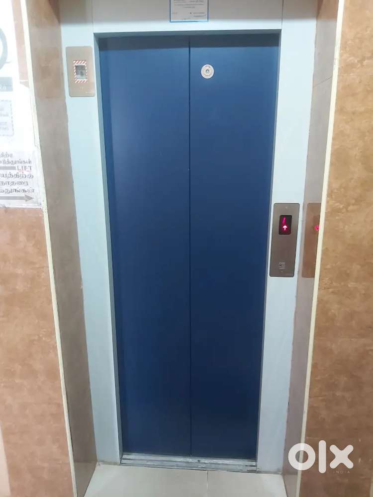 Space available in thillai nagar 3rd floor 450sqft near AGS THANGAMALI