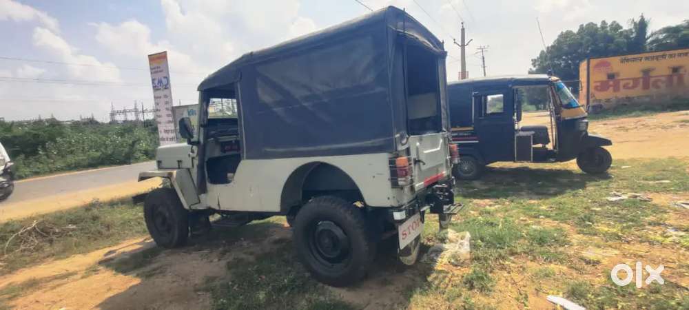 Mahindra Jeep 1999
