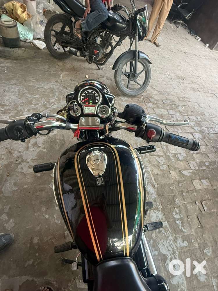 Royal Enfield / Classic 350