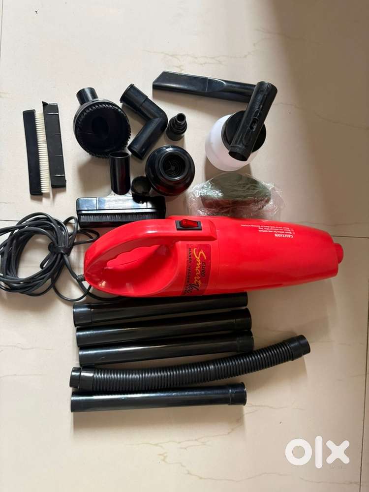 EURO compact vaccum cleaner 700W with 10 accessories in excellent cond