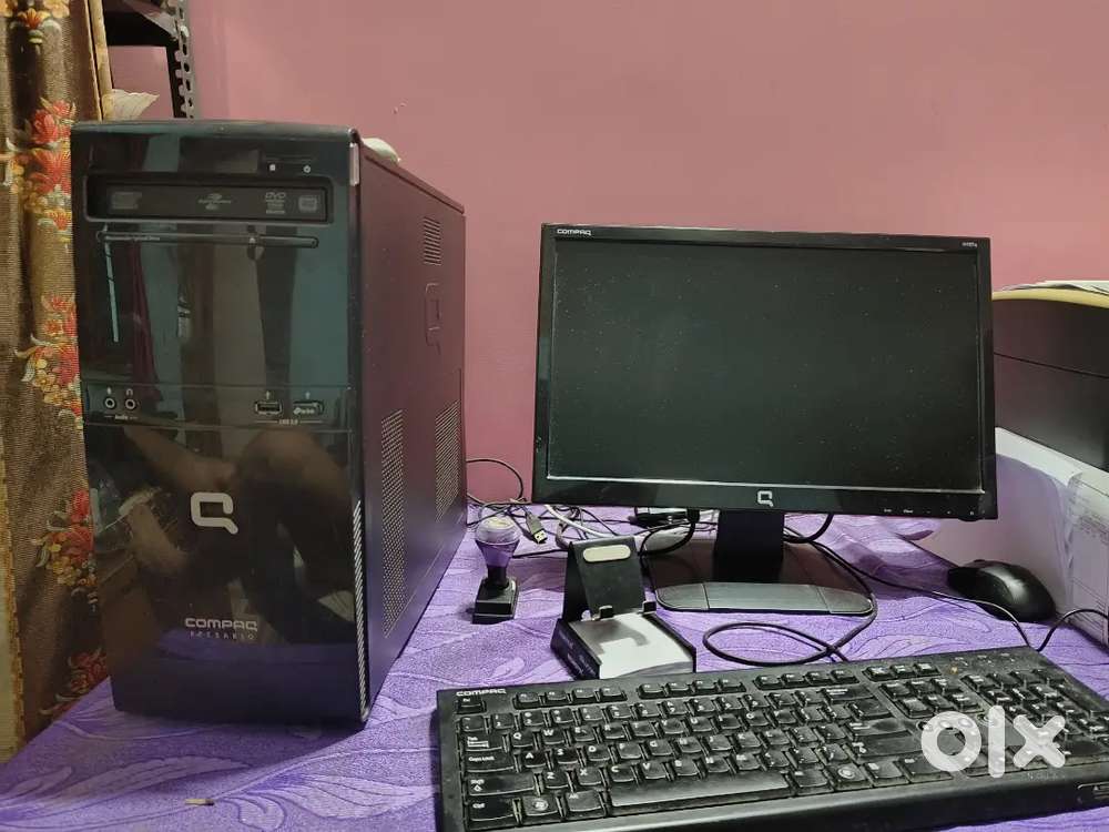 Compaq desktop computer