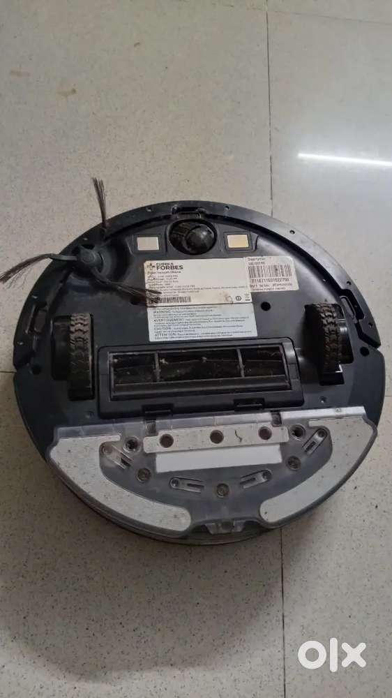 Robot Floor Cleaner, Who Automaticly Clean All Rooms Of Houses And