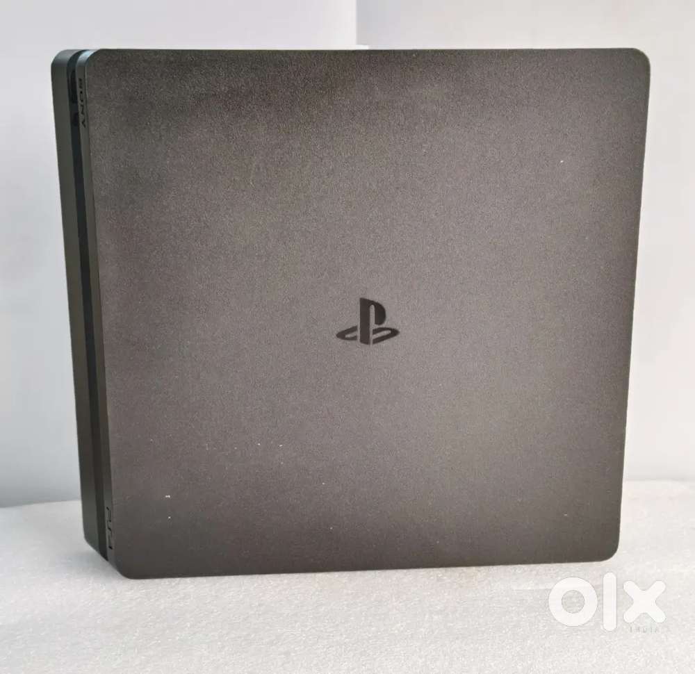 Sony PS4 Slim 500 GB Good Condition
