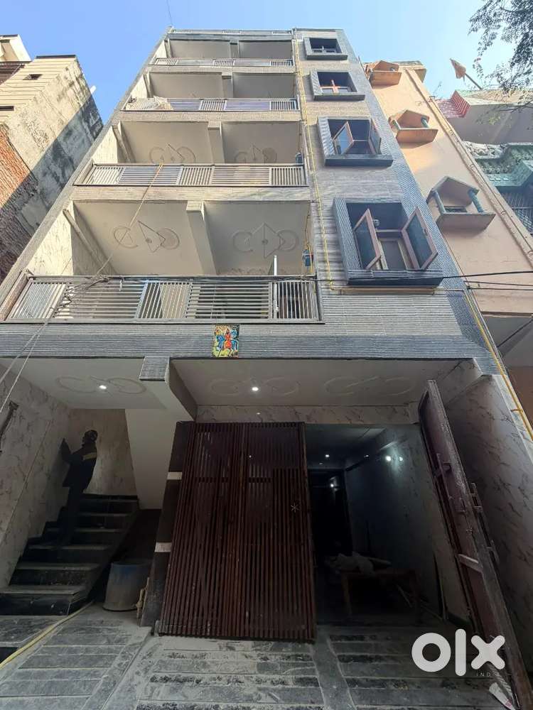 2bhk plat new building only for family