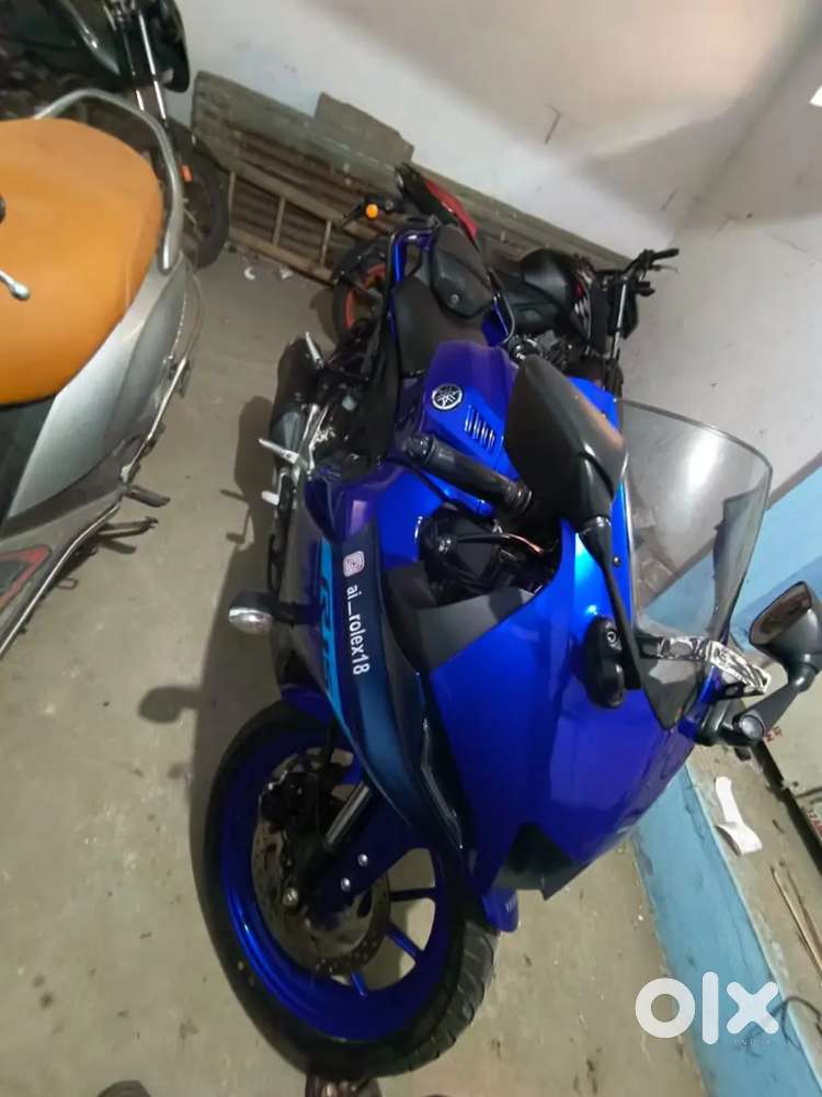 R15v4 Yamaha