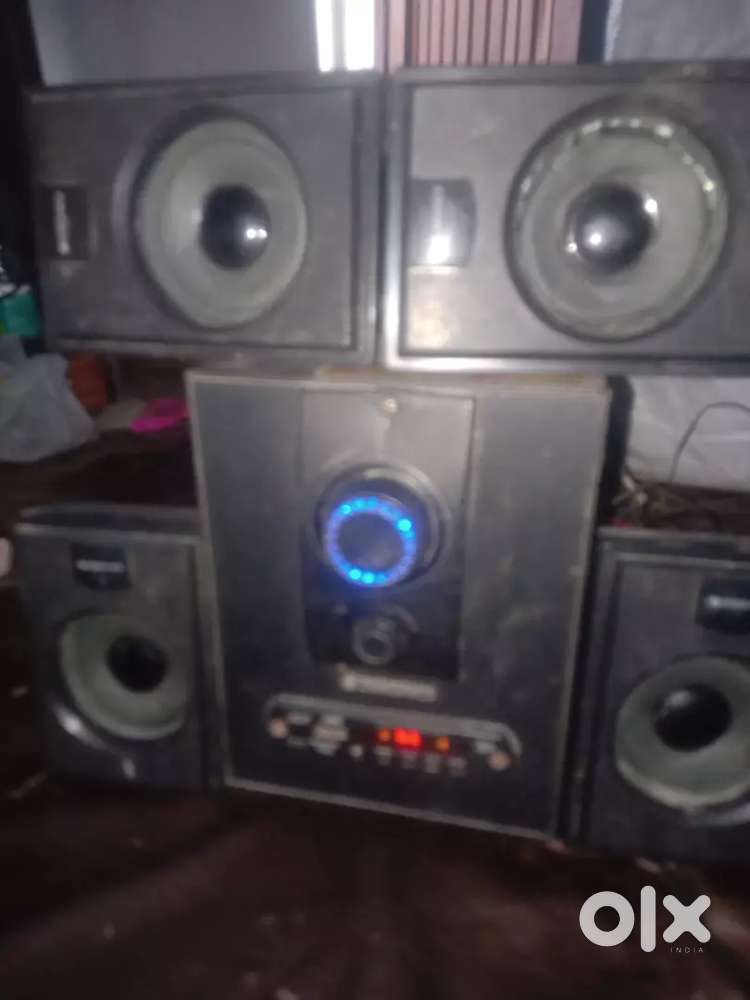 होम थिएटर बेचना है