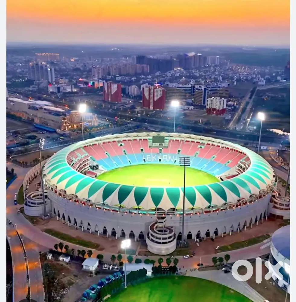 इकाना स्टेडियम निकट शालीमार वन वर्ल्ड के पास आवासीय प्लॉट