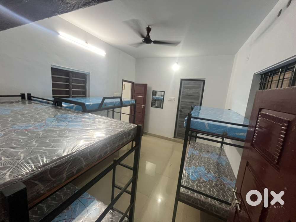 Homely food. Wifi. Well water. Hot water.