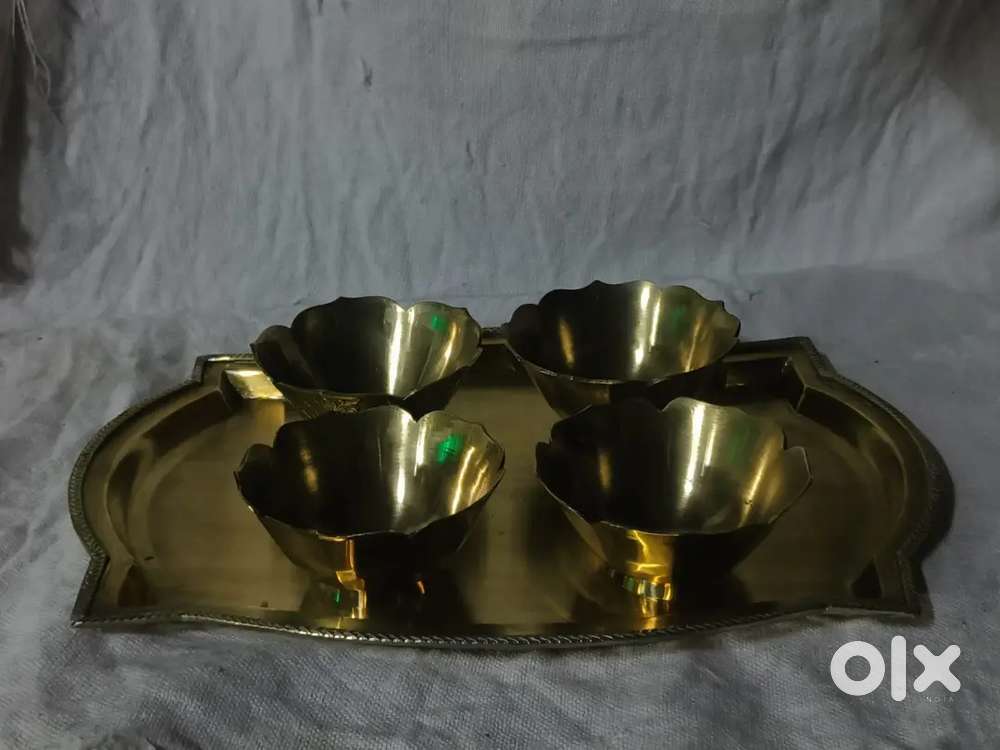Antique pure brass solid heavy dryfruits bowls with serving trey