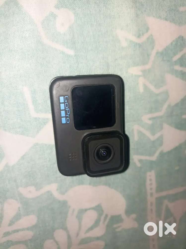 Go pro Hero 11 bro with accessories