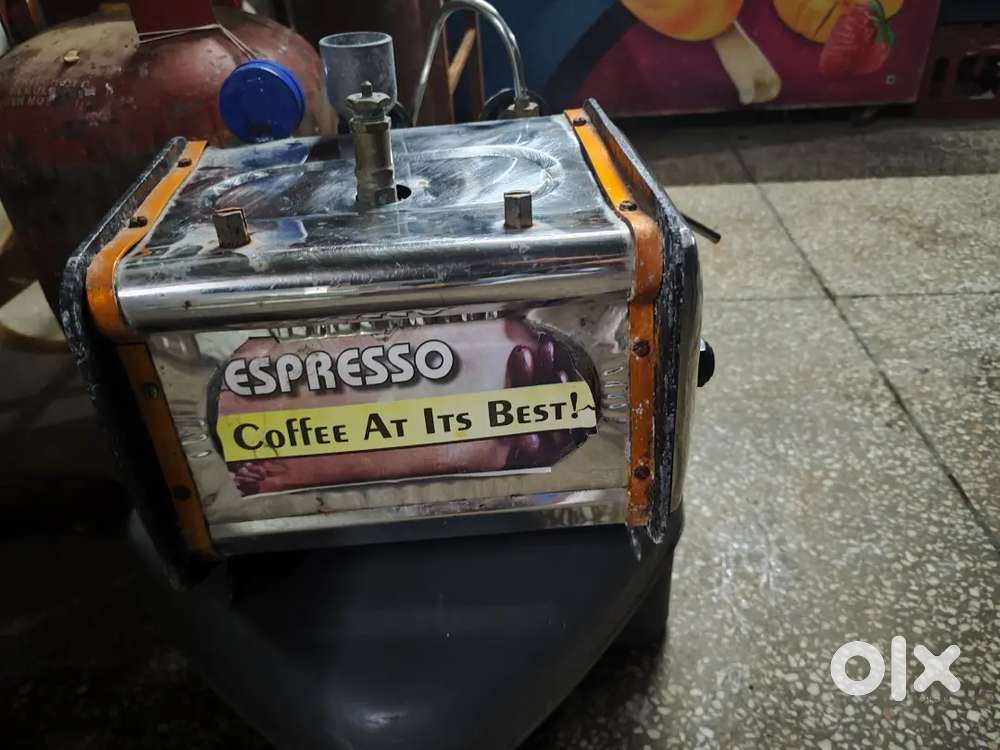 Espresso coffee machine