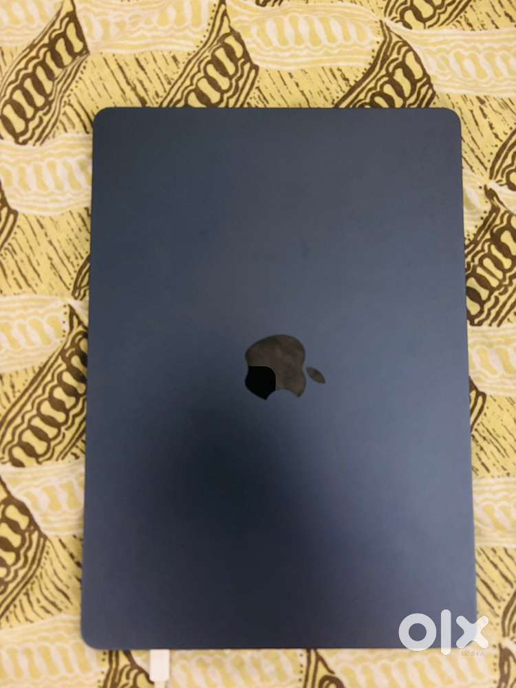 Macbook air m2 256gb 8gb 2024