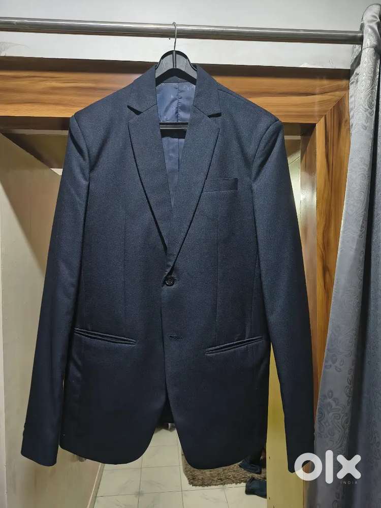 Navy Blue 2-Piece Men’s Suit – New, Perfect for Wedding/Interview
