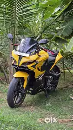 Bajaj Pulsar RS 200