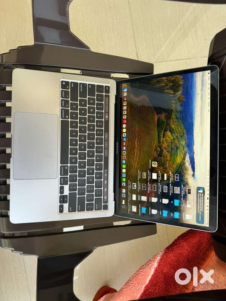 Apple MacBook Pro 13 inch M1