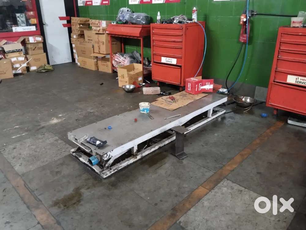 Ramp and Air Compressor Machine
