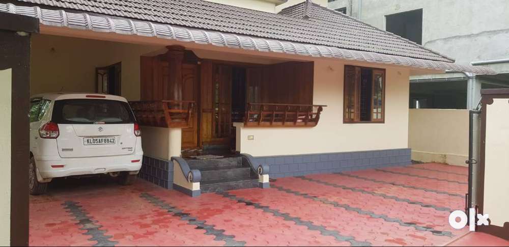 Furnished 4 BHK independent house for sale at thriuvankulam