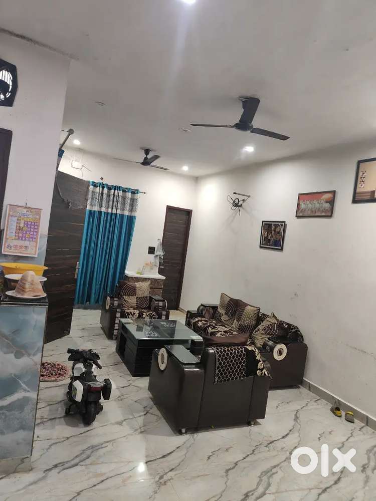 2 BHK ROOM AVAILABLE FOR FAMILY IN KHARAR SEC-115