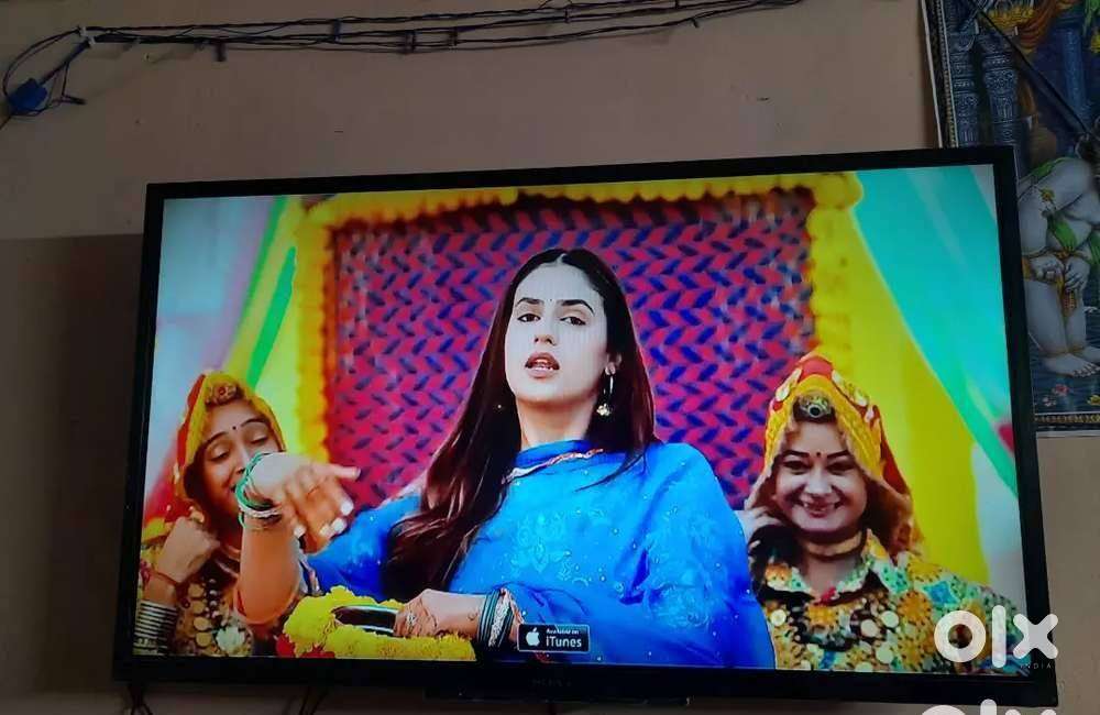 Sony 32” Full HD Android Smart TV – Fresh Condition – ₹25,000