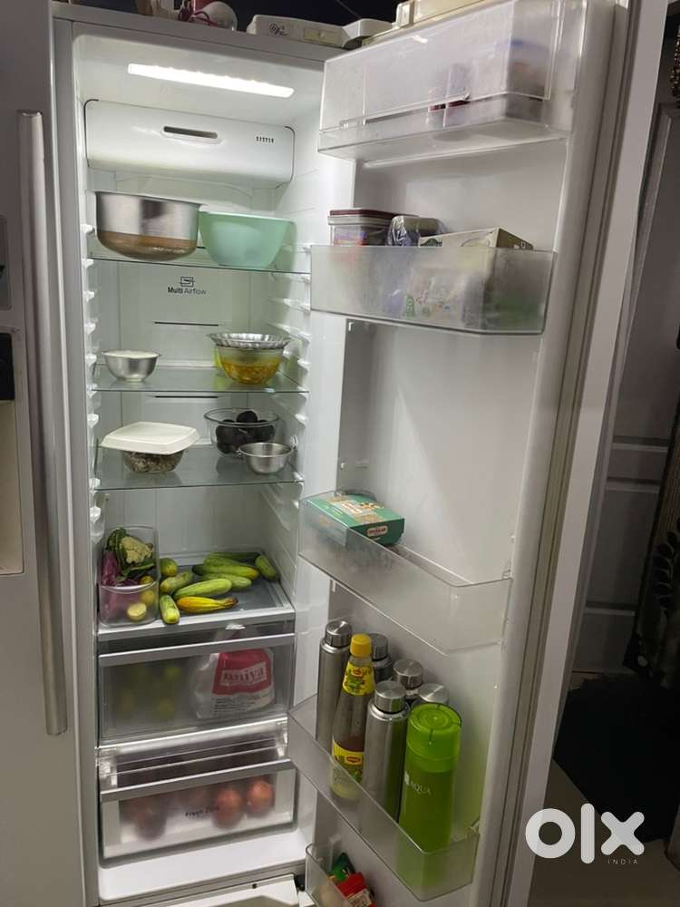 Good condition lg side by side fridge for sale