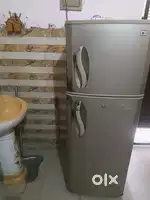 एलजी डबल डोर फ्रिज बिकाऊ है