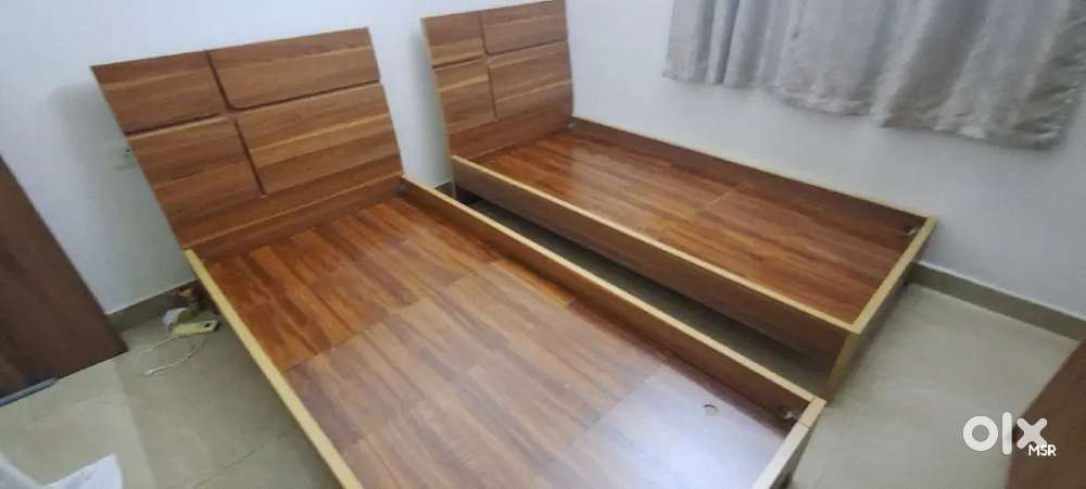 Well maintained 6'x3' single cot for sale - 2no's available