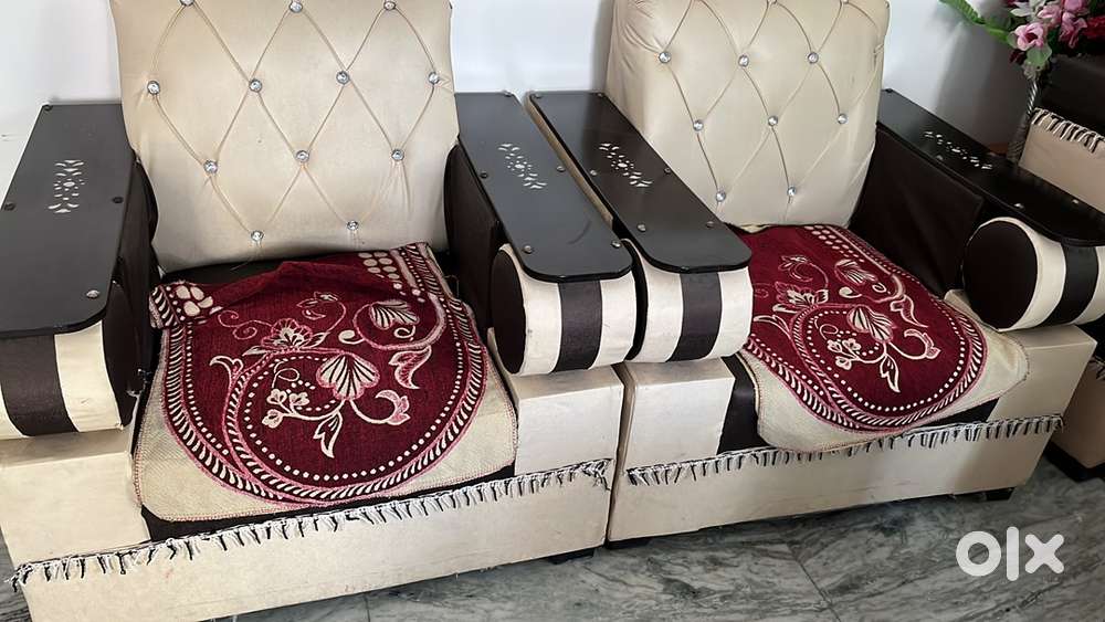 5 seater sofas