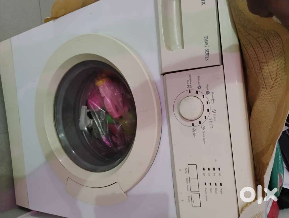 Electrolux front load washing machine