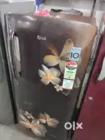 Good condition single door fridge+warranty
