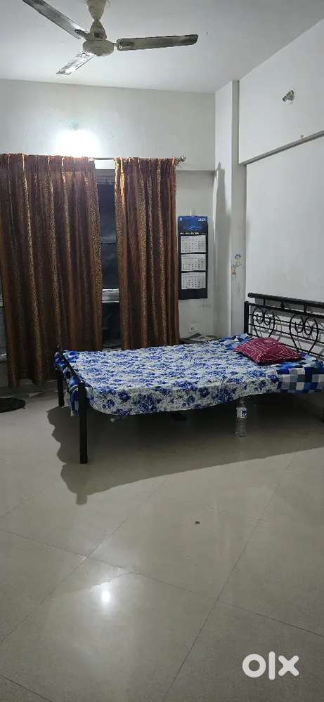 Looking for 2 flatmates for 2 bhk flat