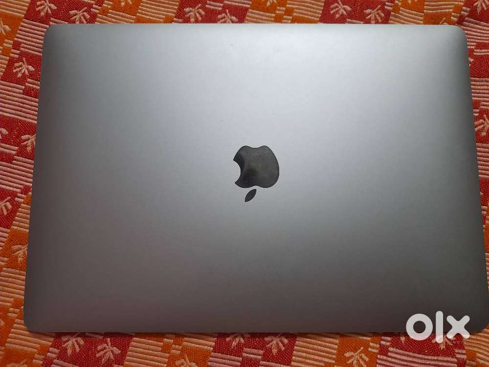 Apple Laptop