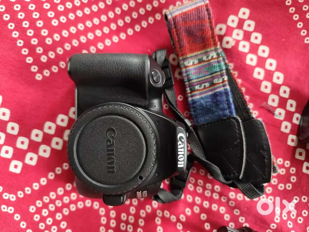 Canon 200d Mark II with 55mm, 250mm and 50mm prime lens