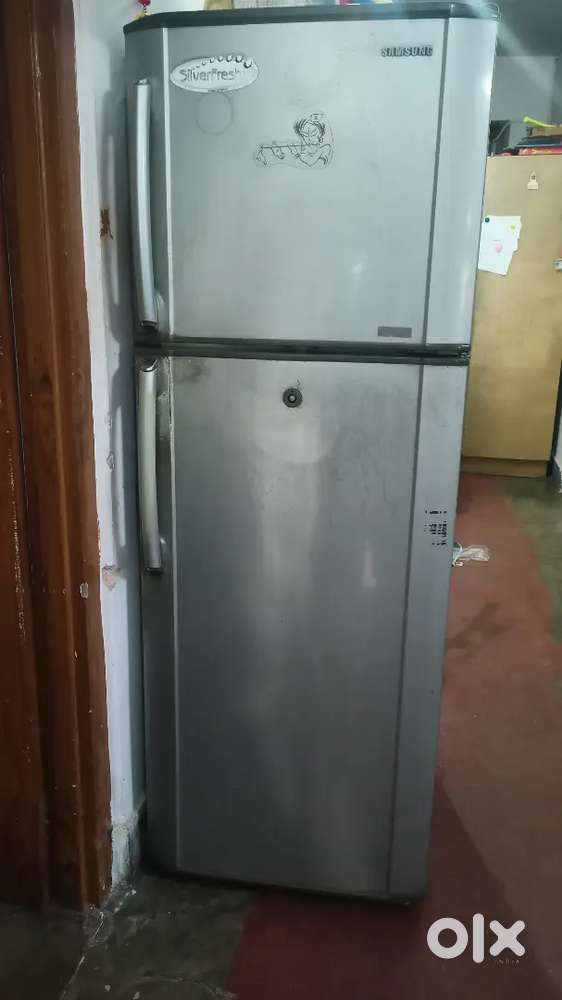 Samsung Double door 260 litre . Good condition