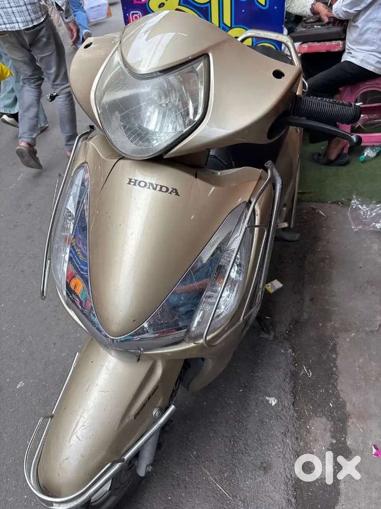 Aviator scooty
