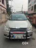 Toyota Innova 2014 Diesel 295000 Km Driven