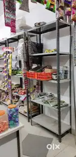 Iron shelves or racks 5 pc for 6000