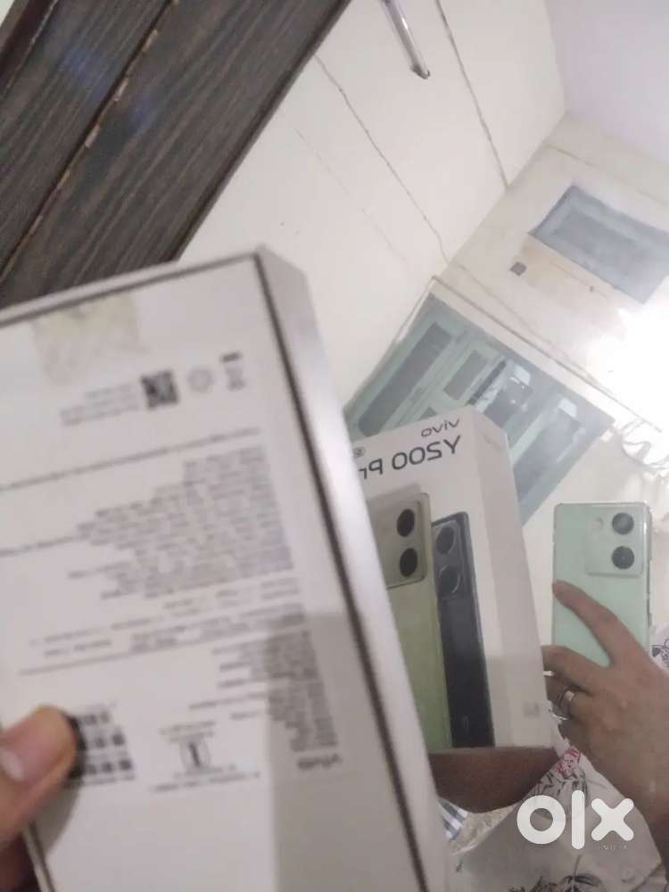 Vivo y200 pro 5g likenew condition hai box bill sab hai