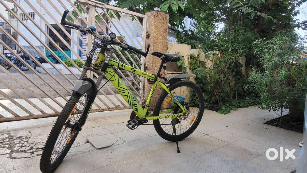 Kross- Hector Globate