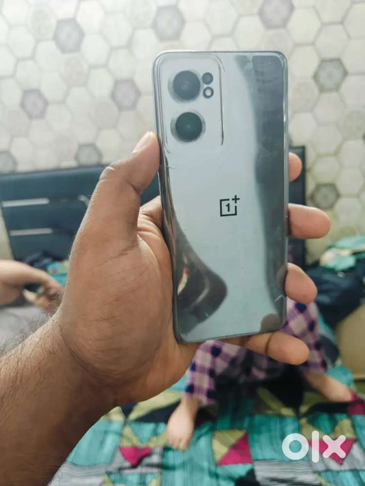 OnePlus Nord CE 2 5G  8GB RAM 128GB  Good Condition + Box/Charger