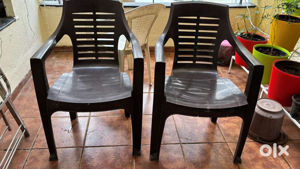 3 plastic Chair
