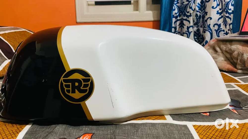 GT 650 petrol tank