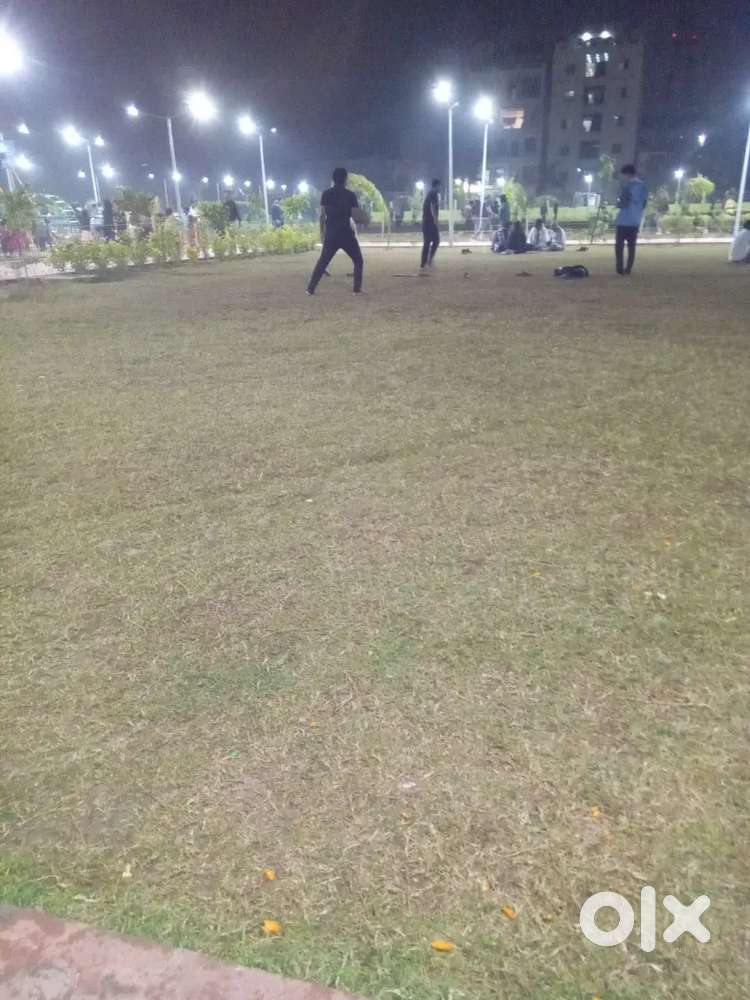 Land for sale build comb