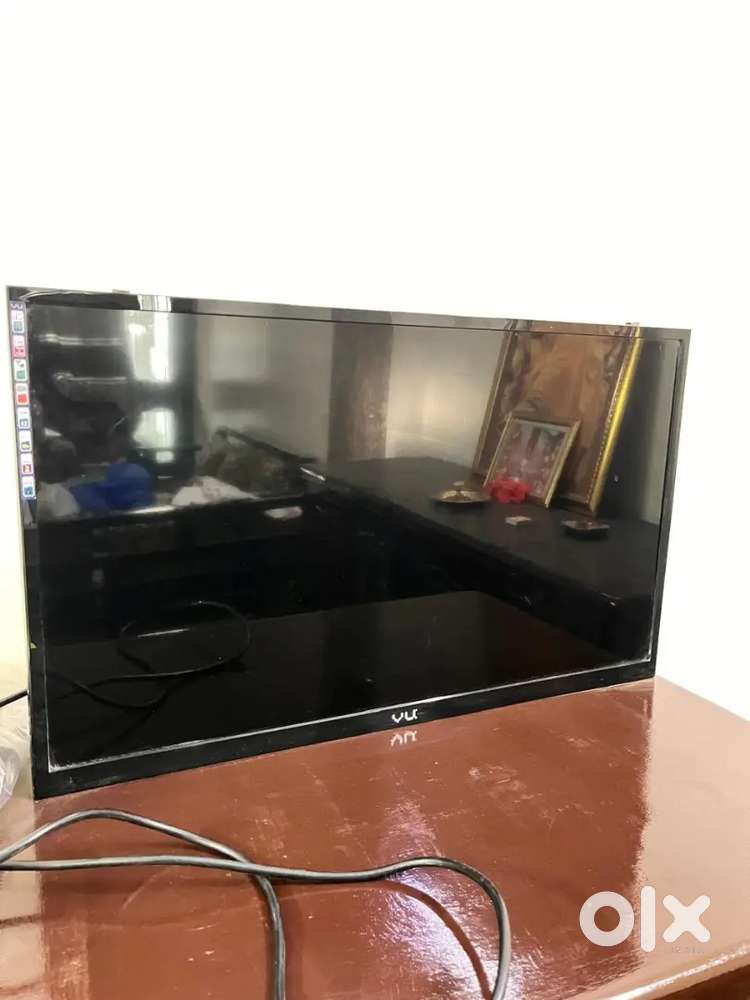 VU LED TV URGENT SALE