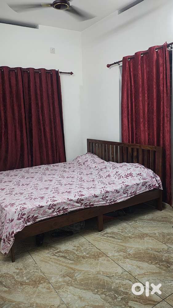 Good room rent for girls
